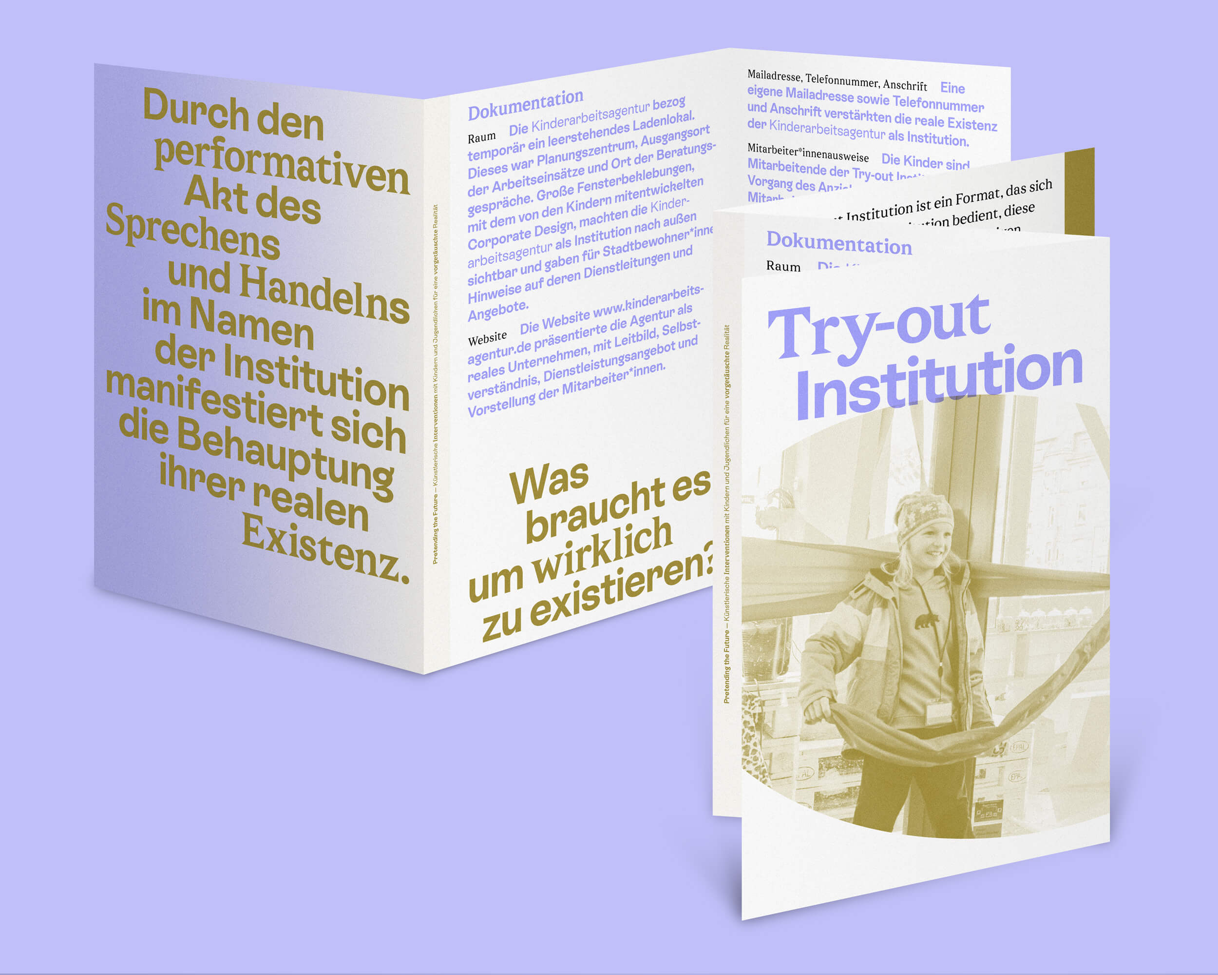 Büro Gestalten: Pretending the Future Abschlussfolder (Strategie 1, Zick-Zack-Falz)